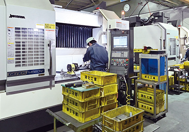 We have many Okuma NC lathes and machining centers.