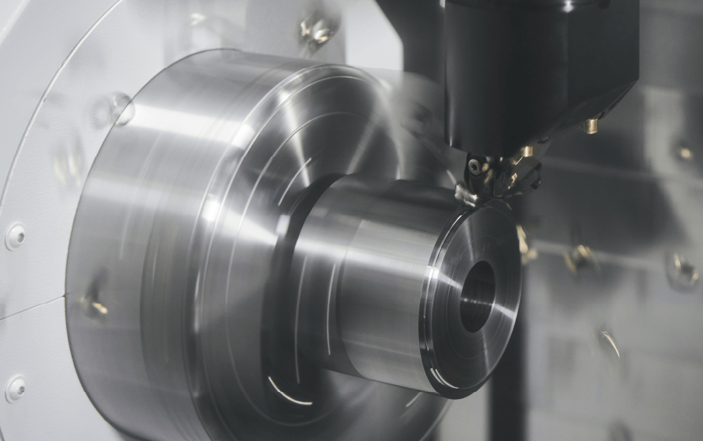 Outstanding productivity for turning and milling—perfect for hard-to-machine materials