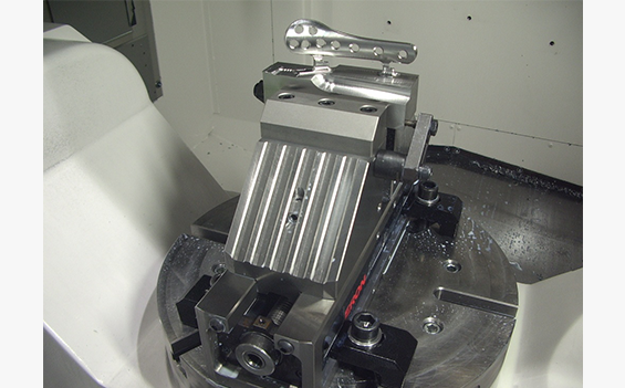 Multi-sided machining with one setup