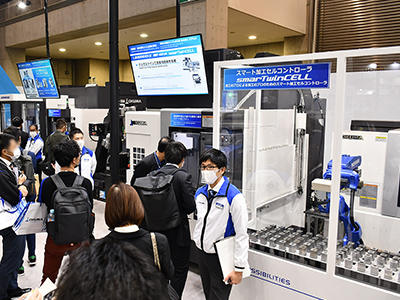 機械オペレーターが簡単に操作できる自動化セルをバリエーション豊富に展示
						