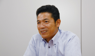 代表取締役社長 前田 俊一様